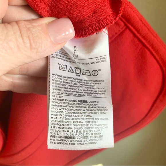 BANANA REPUBLIC Boatneck Structured Top - Picture 5 of 8